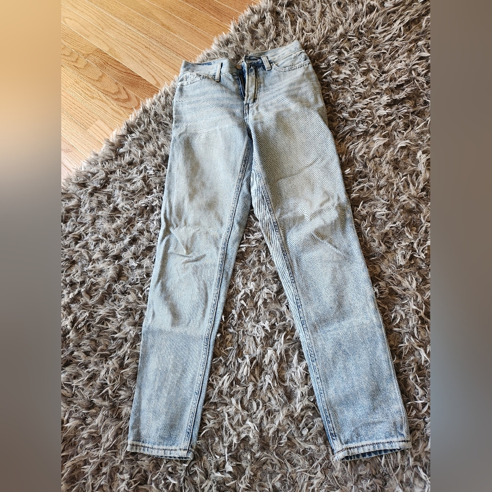 American Eagle Women's Mom Jeans